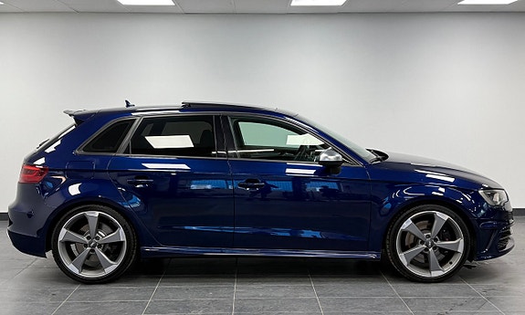 Audi S3 5 of 5