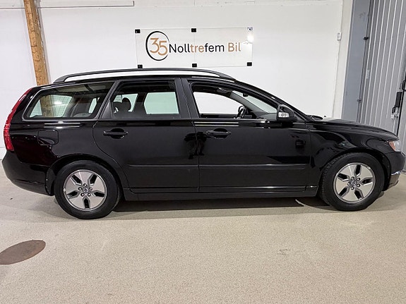 Volvo V50 6 of 21