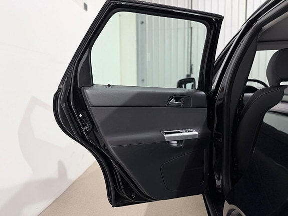 Volvo V50 15 of 21