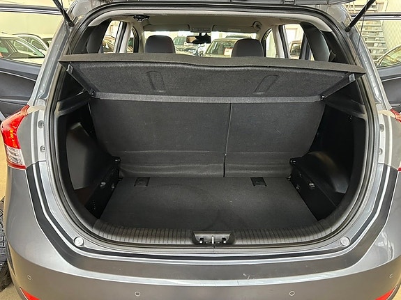 Hyundai ix20 7 of 23