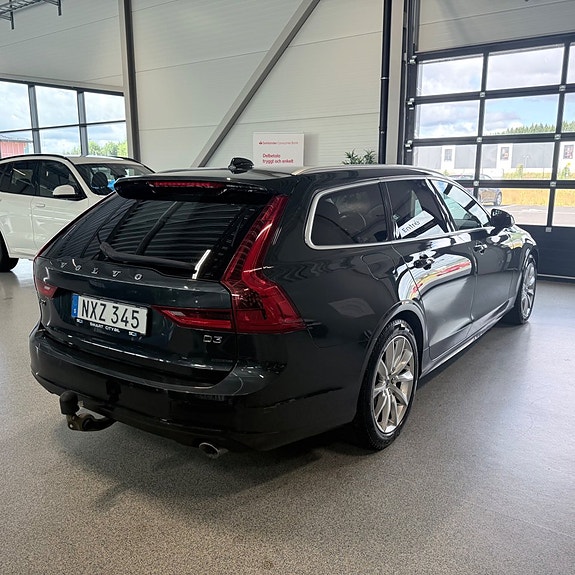 Volvo V90 4 of 5