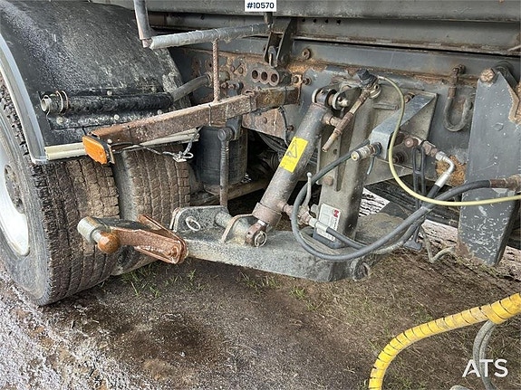 Volvo FM12 Tippbil med plogutrustning (154,000:- ex moms) 23 of 24