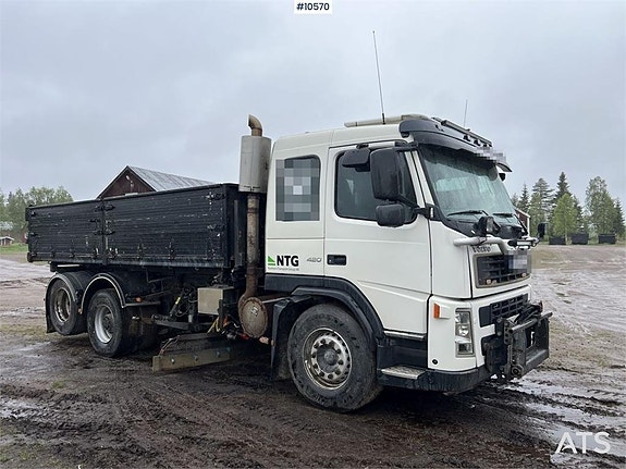 Volvo FM12 Tippbil med plogutrustning (154,000:- ex moms) 8 of 24