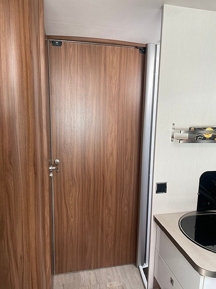Pilote G740, 2300 mil,  5-bältade platser, Alde, Nordic Edition, Automat, Ugn 13 of 28