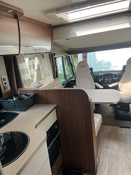 Pilote G740, 2300 mil,  5-bältade platser, Alde, Nordic Edition, Automat, Ugn 16 of 28