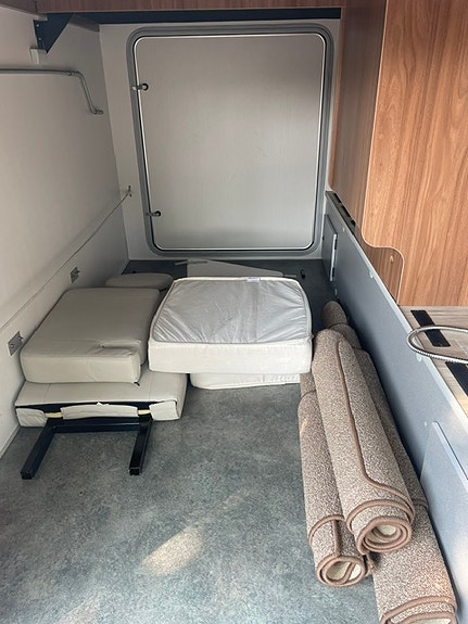 Pilote G740, 2300 mil,  5-bältade platser, Alde, Nordic Edition, Automat, Ugn 23 of 28