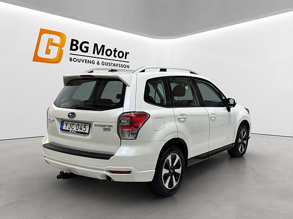 Subaru Forester 4 of 5
