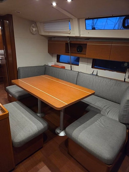 Beneteau Oceanis 46.1 6 of 12