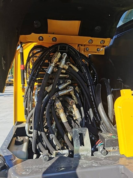 Volvo EW 60 E 12 of 16