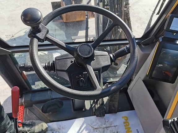 Volvo EW 60 E 8 of 16