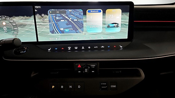 Nissan Leaf 12 of 18