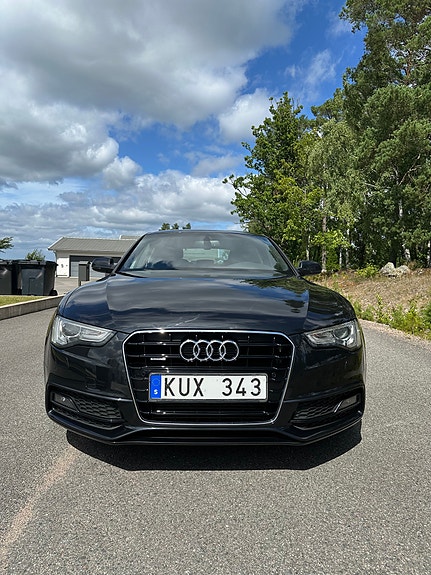 Audi A5 2 of 5