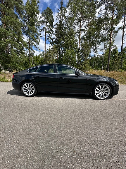 Audi A5 3 of 5