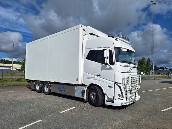 Volvo FH16 6x4 Skåp 2 of 12