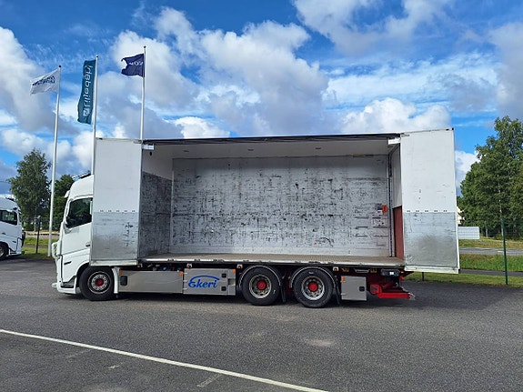 Volvo FH16 6x4 Skåp 5 of 12