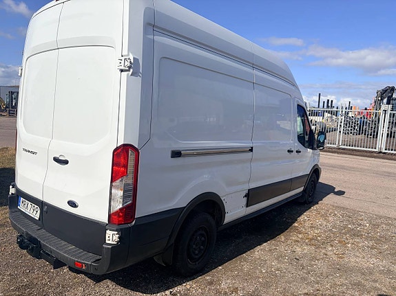 Ford Transit 3 of 12