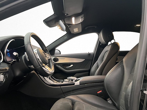 Mercedes-Benz C300 de 11 of 30