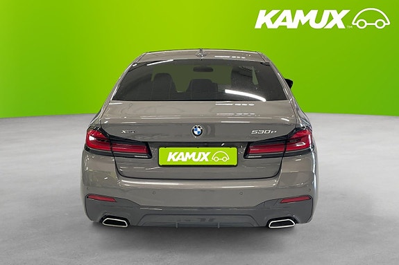 BMW 530e 5 of 5