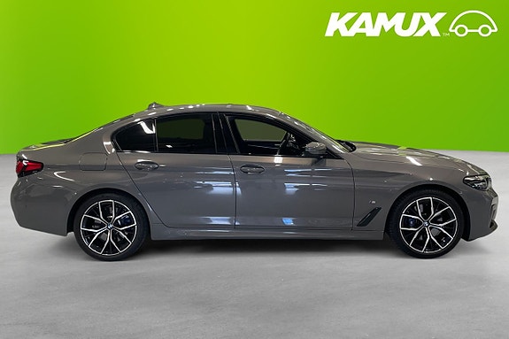 BMW 530e 2 of 5