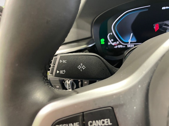 BMW 530e 22 of 26