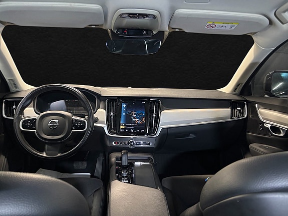 Volvo V90 Cross Country 13 of 25
