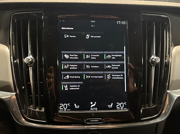 Volvo V90 Cross Country 19 of 25
