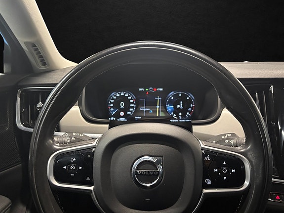 Volvo V90 Cross Country 15 of 25