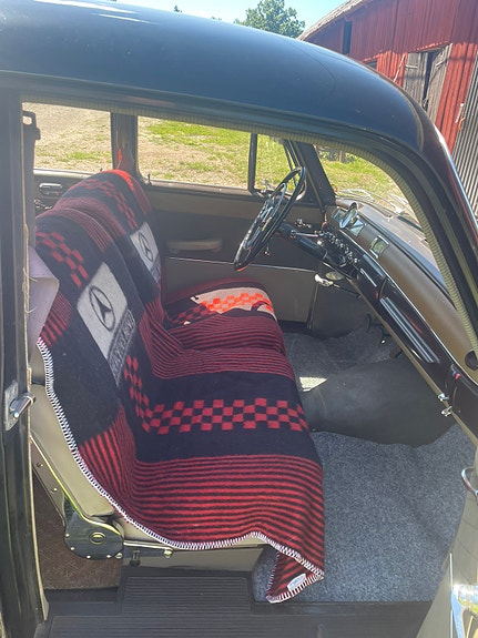 Mercedes-Benz 180 5 of 5