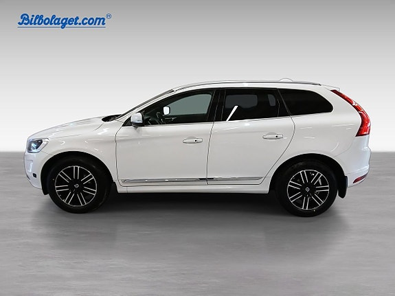 Volvo XC60 2 of 5
