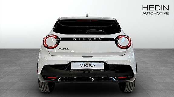 Nissan Micra 7 of 9