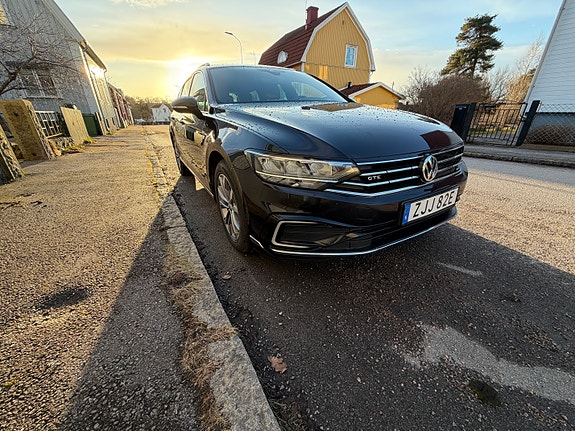 Volkswagen Passat 3 of 5