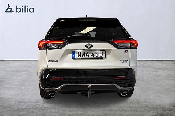 Toyota RAV4 5 of 21