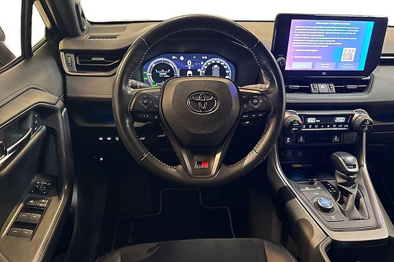 Toyota RAV4 11 of 21