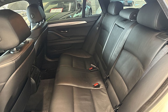 BMW 520d 21 of 25