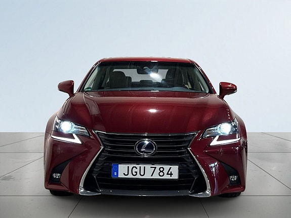 Lexus GS300h 2 of 5