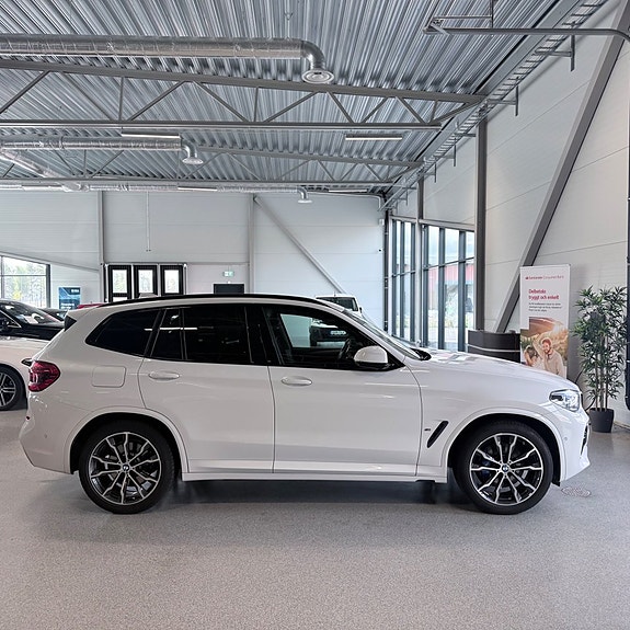 BMW X3 2 of 5