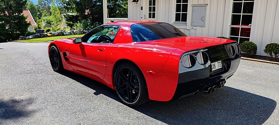 Chevrolet Corvette 6 of 8