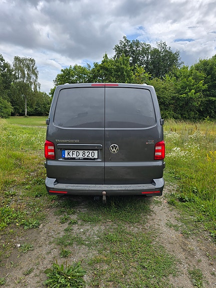 Volkswagen Transporter 2 of 5