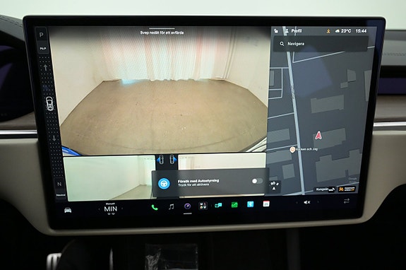 Tesla Model X 17 of 27