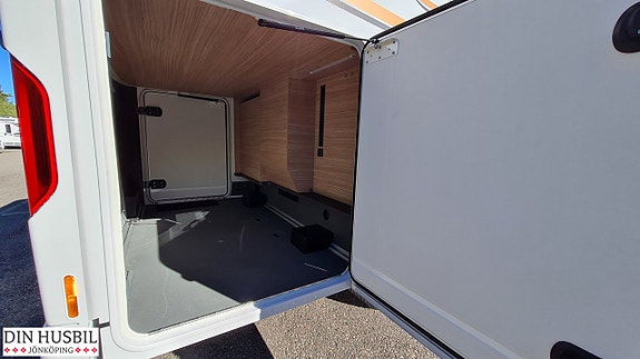 Malibu T 430 | Automat | 3500kg | Fullutrustad 7 of 21