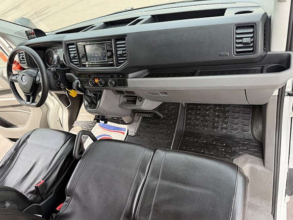 Volkswagen Crafter 9 of 17