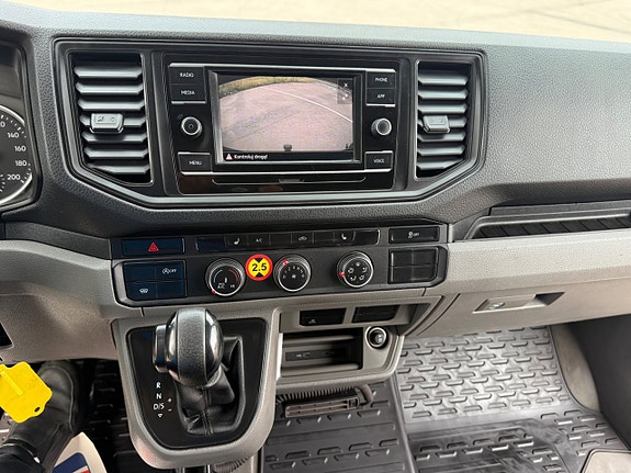 Volkswagen Crafter 8 of 17