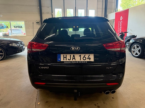 Kia Ceed 4 of 9