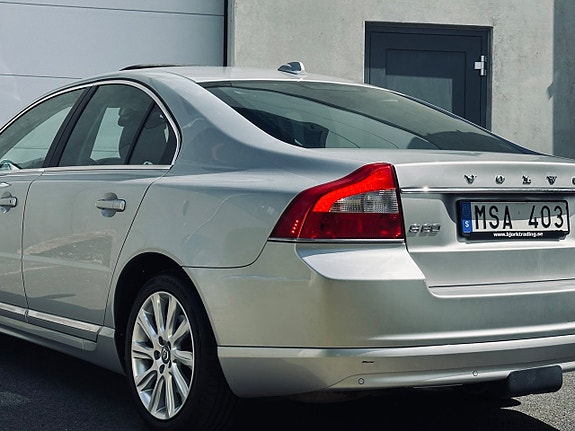 Volvo S80 9 of 19