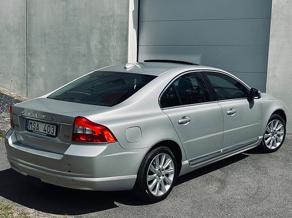 Volvo S80 12 of 19