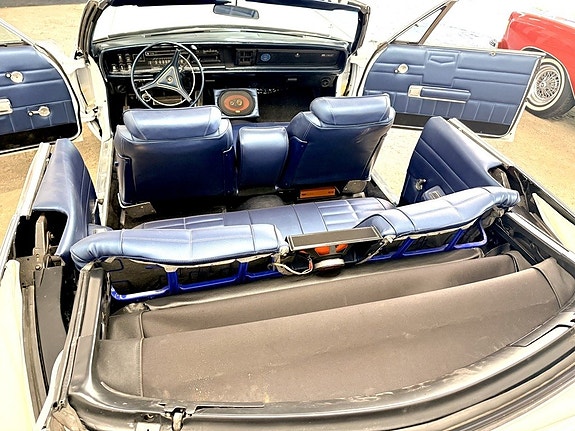 Chrysler Newport 16 of 20