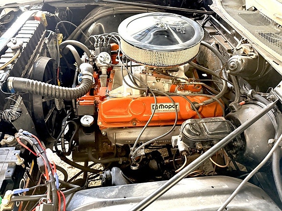 Chrysler Newport 18 of 20