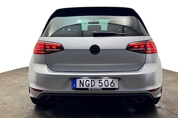 Volkswagen Golf VII 7 of 30