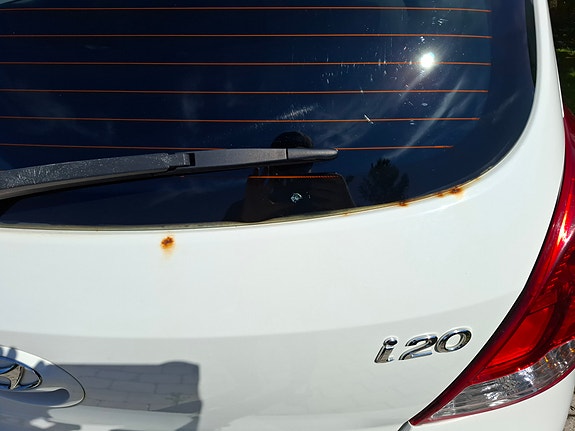 Hyundai i20 10 of 13
