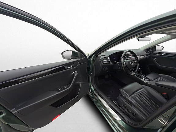 Skoda Superb 11 of 30